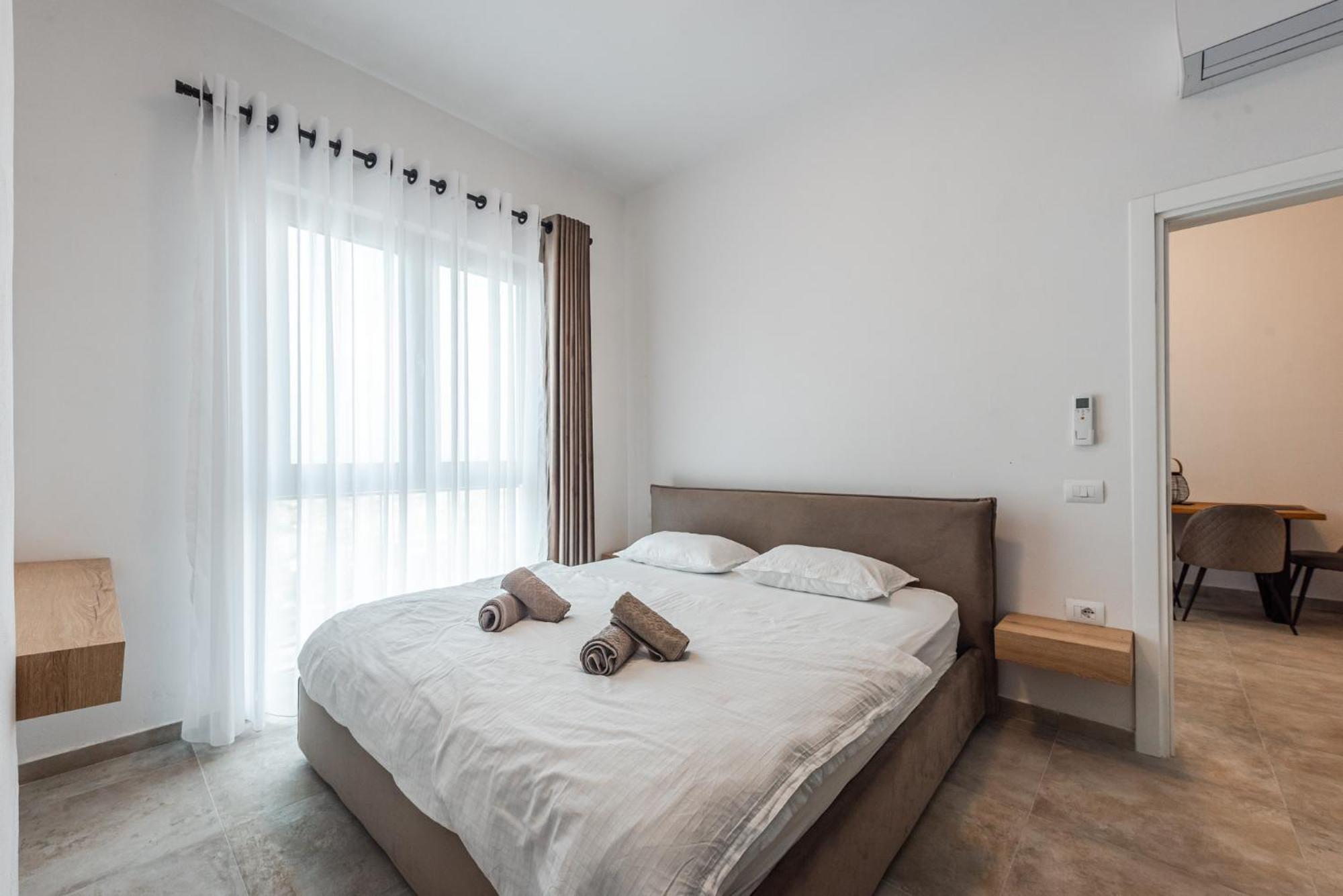 דורס Royal Hill Apartments By Ps מראה חיצוני תמונה
