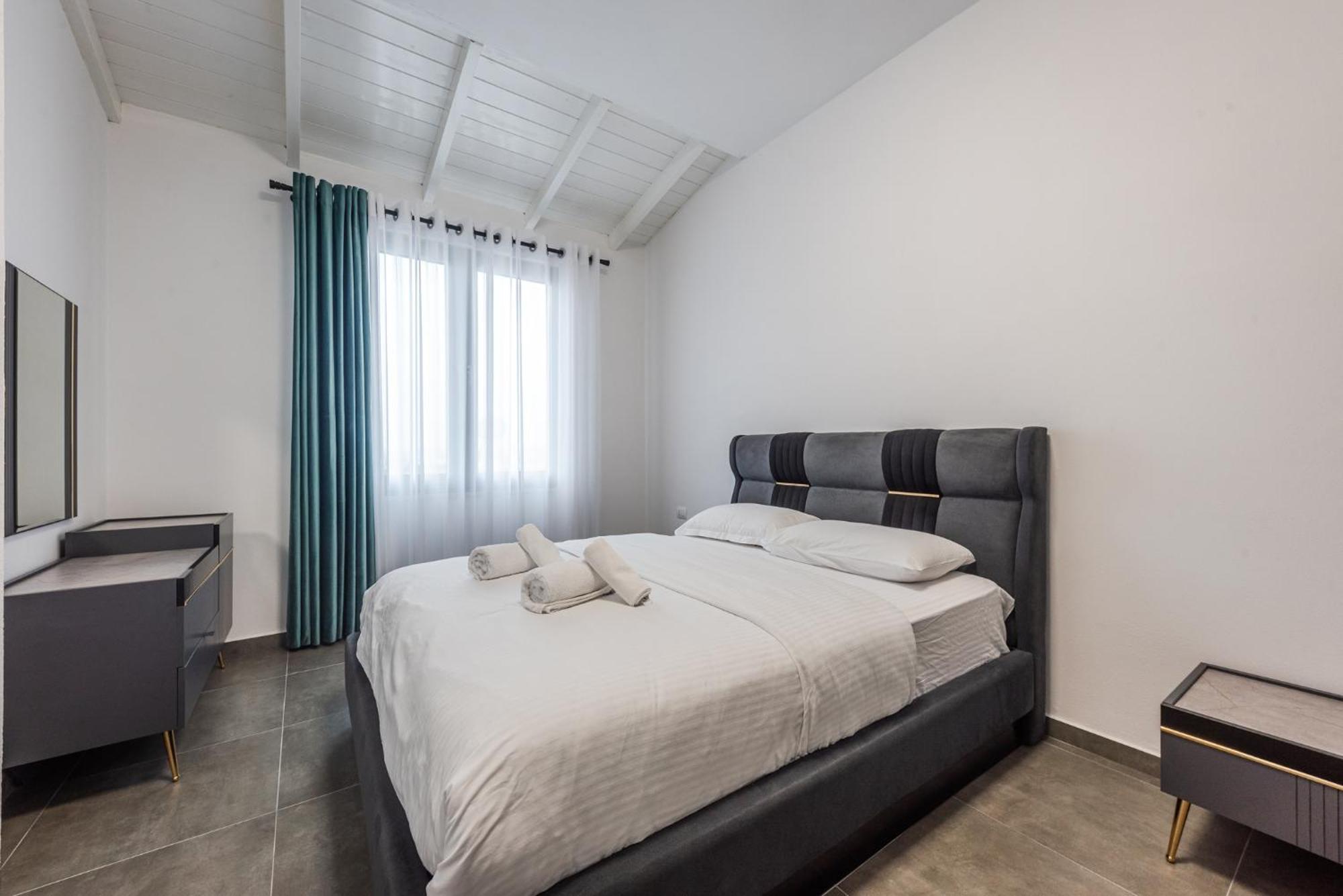 דורס Royal Hill Apartments By Ps מראה חיצוני תמונה